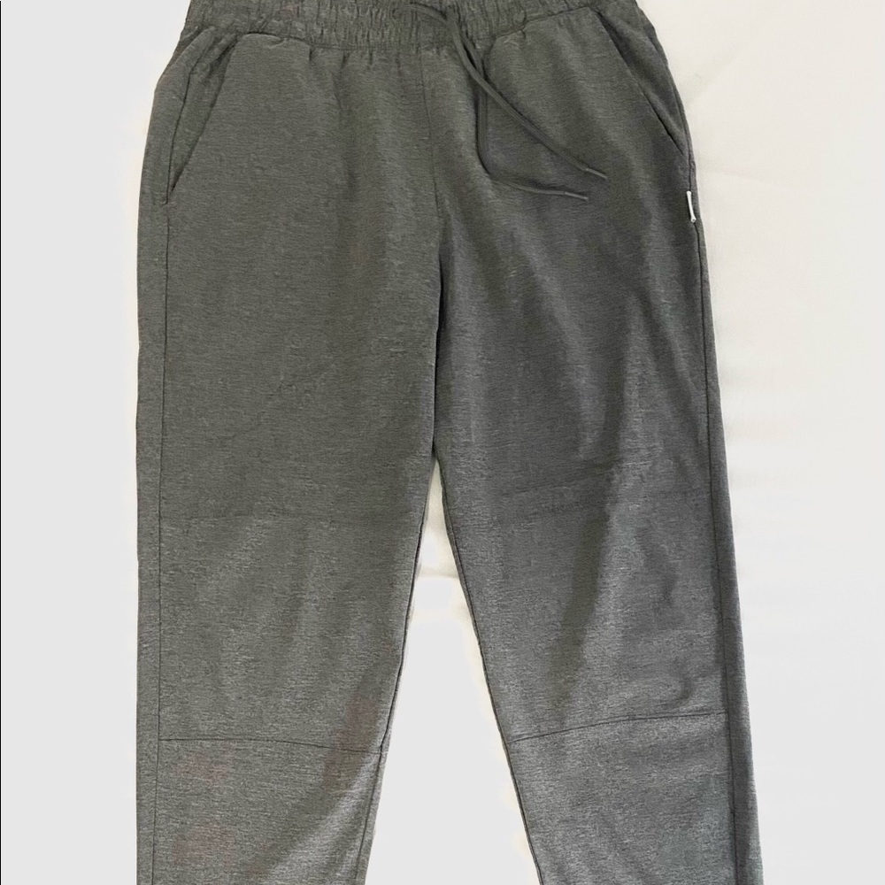 Hollister activewear